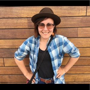 Meet your Posher, Sandra